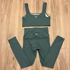 RVCA Workout Set